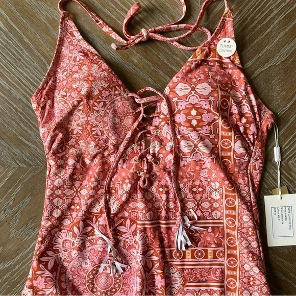 NWT Woman’s On Shore 1 Piece Floral Tummy Control Swimsuit in Coral (10) - Picture 2 of 9